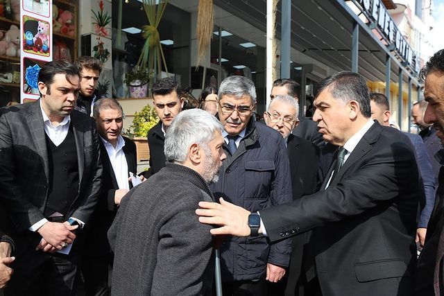 Gaziantep Milletvekili Mehmet Eyüp Özkeçeci, Halkın Yanında: Gerçek Belediyecilik Anlayışıyla Çözümlere Odaklanıyor