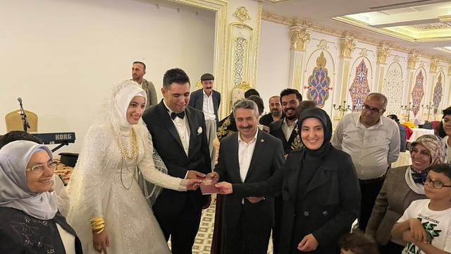 AK Parti Adıyaman Milletvekili Mustafa Alkayış, Akrabalarının Düğün ve Nikah Törenine Katıldı