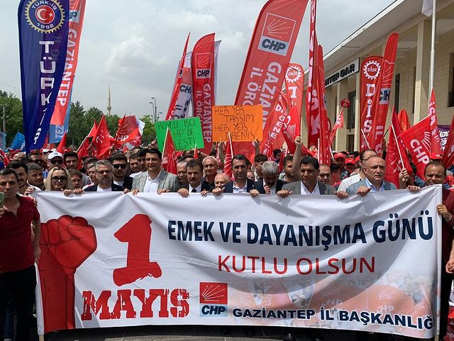 Gaziantep Milletvekili Hasan Öztürkmen İşçi ve Emekçilerin 1 Mayıs Bayramını Kutladı