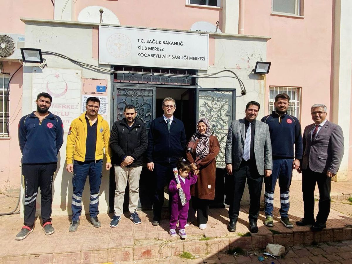 Kilis'te İl Sağlık Müdürü, Kadın Sağlık Çalışanlarını Ziyaret Etti