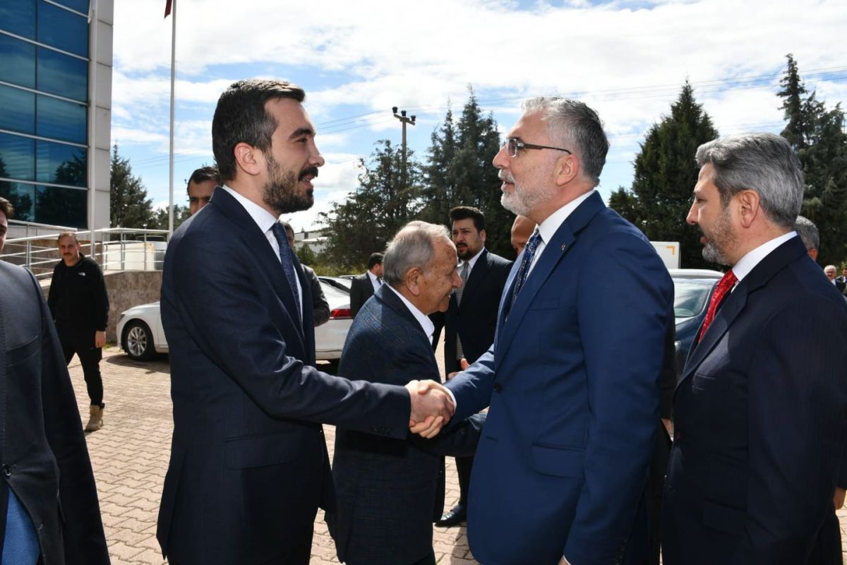 Adıyaman'da İş Dünyası Temsilcileri Bakan ile Buluştu