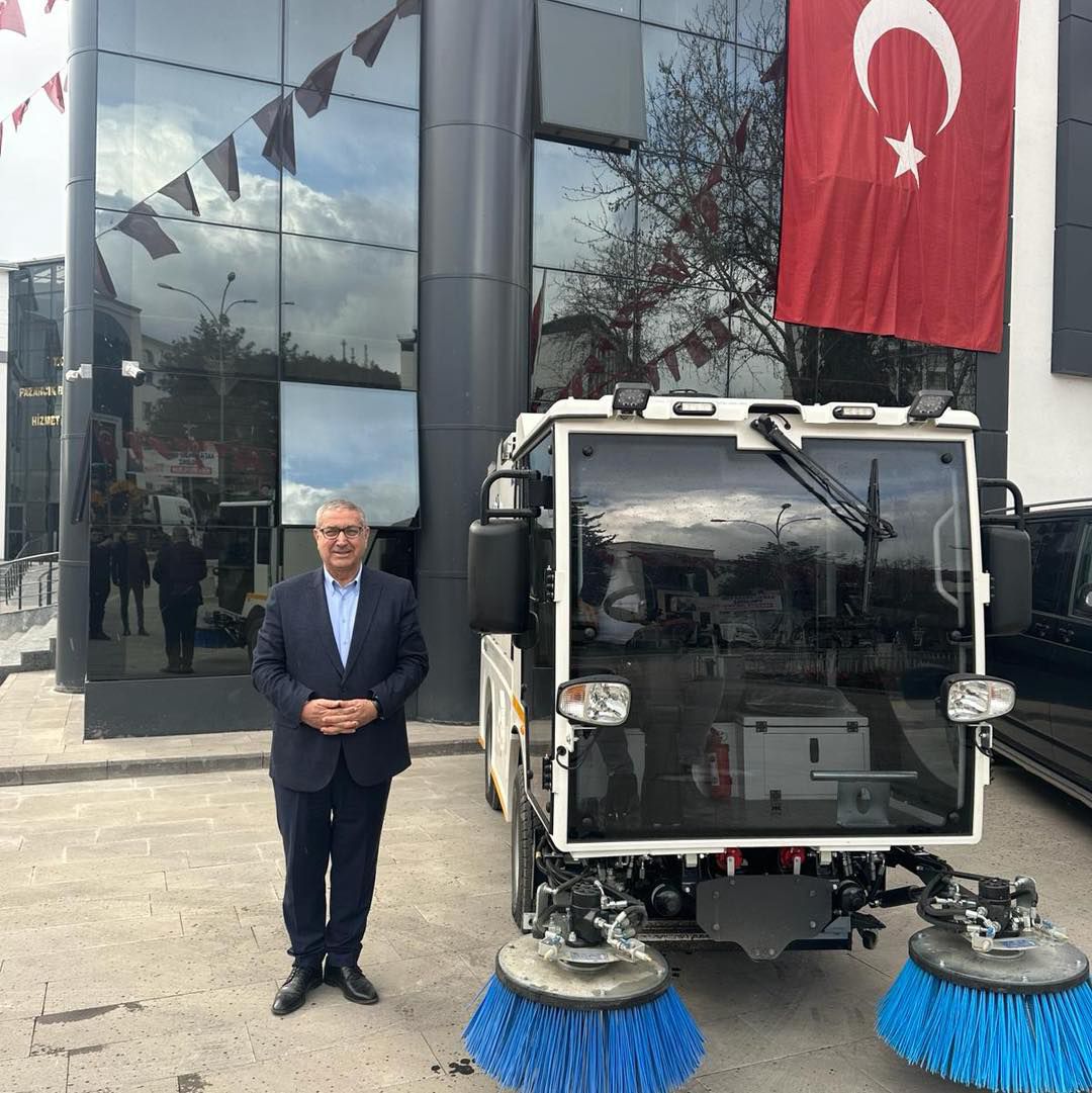 Kahramanmaraş Pazarcık Belediyesi, Halkın Temizlik Hizmetlerine Yeni Bir Araç Kazandırdı