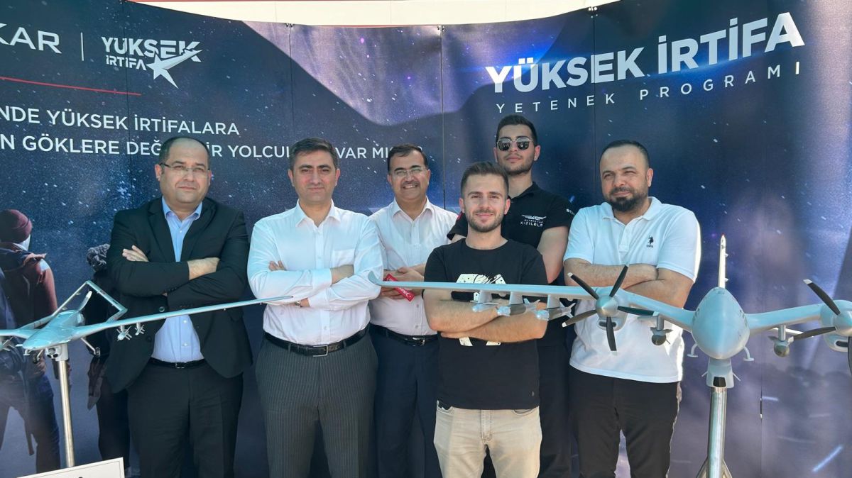 Kaymakamımız Salih ÇİĞDEM Robotik Kodlama ve Teknoloji Festivali'ni Ziyaret Etti