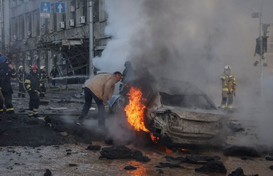 Rusya, Ukrayna'nın başkenti Kiev'i füzelerle vurdu: Ölü ve yaralılar var