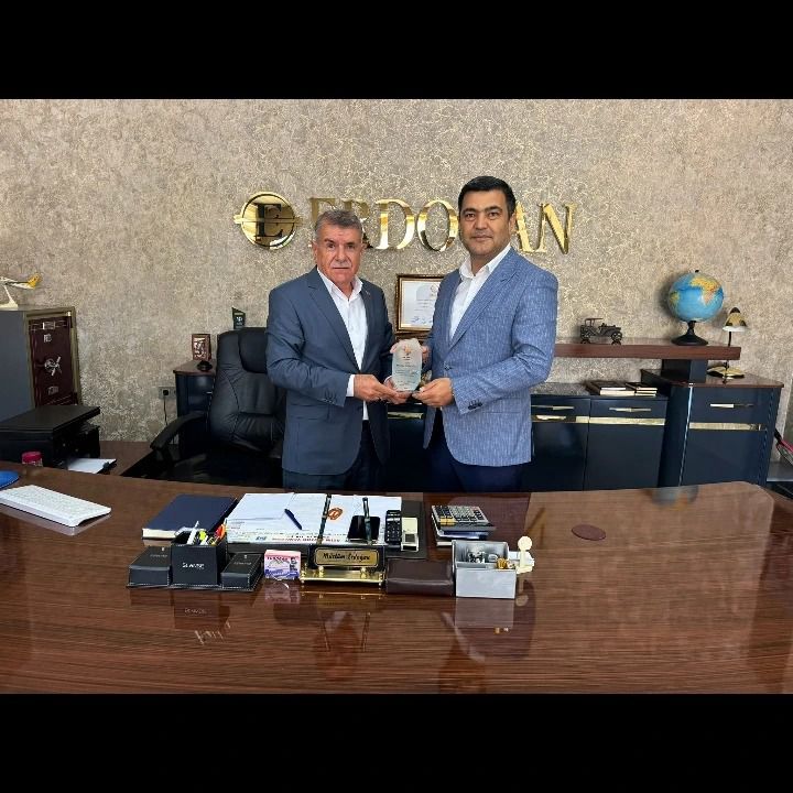 Ak Parti Şahinbey İlçe Teşkilatı, Meclis Üyesi Müslüm Erdoğan'a Hayırlı Olsun Ziyaretinde Bulundu