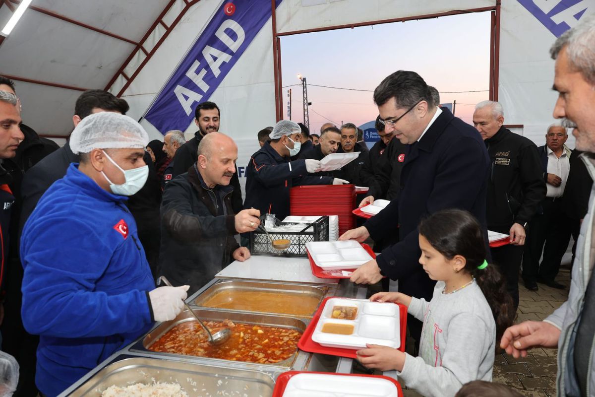 Adıyaman'da Manevi Atmosferde Birlik ve Beraberlik İftarı