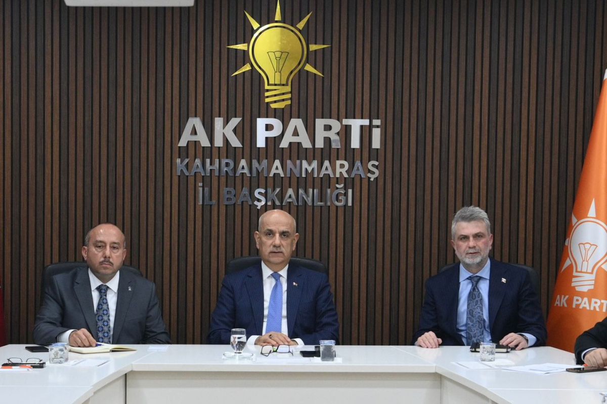 AK Parti Kahramanmaraş Milletvekili ve İl Yönetimi, Seçim Öncesi Çalışmaları İstişare Etti