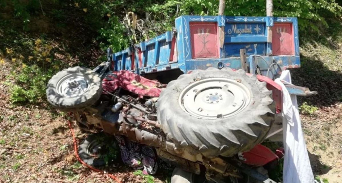 Traktörün Altında Kalan Sürücü Hayatını Kaybetti