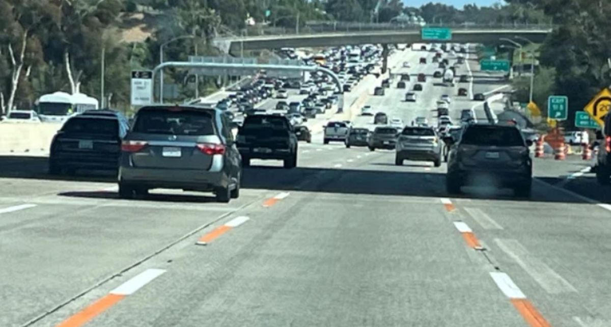 Görsel Uyarıda Turuncu Devrimi