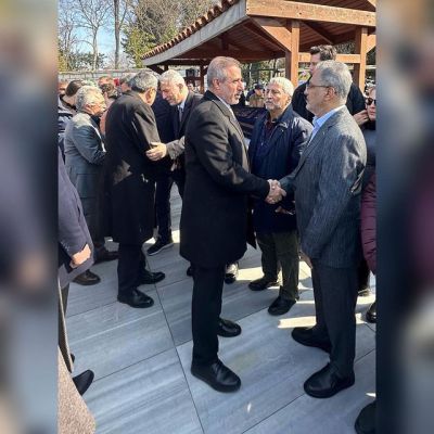 Gaziantep'te Şevki Bolat'ın cenaze törenine katılan Ömer Bolat ve Ahmet Bolat'a başsağlığı dileği