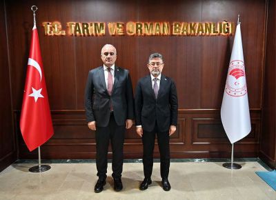 Adıyaman Milletvekili Hüseyin Özhan, Tarım ve Orman Bakanı İbrahim Yumaklı'yı ziyaret ederek Adıyaman'a özel tarımsal destek talep etti.