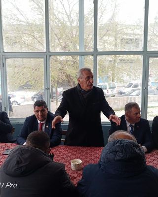 Gaziantep'te siyasi heyet seçmenlerle bir araya geldi