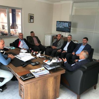 AK Parti Milletvekili Hüseyin Özhan, Adıyaman Organize Sanayi Bölgesi'ndeki işletmeleri ve çalışanları ziyaret etti.