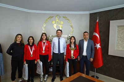 Kahramanmaraşlı Sporcular Havalı Silahlar Şampiyonası'nda Türkiye Birincisi Oldu