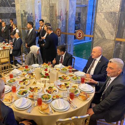 TBMM Başkanı Numan Kurtulmuş, Cumhurbaşkanı ve kabine üyeleriyle birlikte iftar programında buluştu.