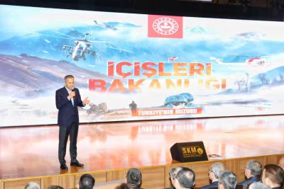 Gaziantep Ticaret Odası liderleri, huzur ve güvenlik toplantısında İçişleri Bakanı ile bir araya geldi.