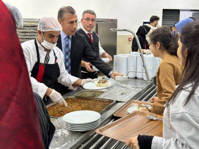 Adıyaman Gençlik ve Spor İl Müdürlüğü, gençleri bir araya getirdiği iftar programı düzenledi