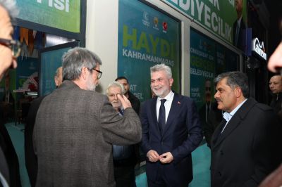 AK Parti Kahramanmaraş Büyükşehir Belediye Başkan Adayı Fırat Görgel, Onikişubat ilçesinde halkla buluştu