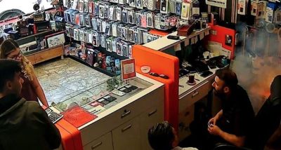 Kastamonu'da Tamir Sırası Bekleyen Telefonun Bataryası Alev Aldı