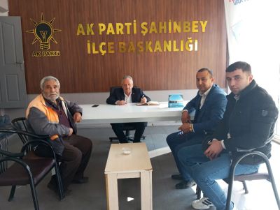 AK Parti Şahinbey İlçe Teşkilatı'nda Etkinlikler ve Nöbet Değişimi Gerçekleştirildi, Vatandaşların İletişim Bilgileri Paylaşıldı