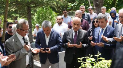 Ak Parti Kahramanmaraş Milletvekili Vahit Kirişçi, Abdurrahim Karakoç'u Anma Etkinliğinde Konuştu