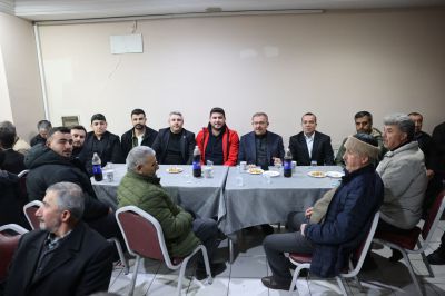 Göksun Belediye Başkanı Hüseyin Coşkun Aydın, Belediye Çalışanının Kızının Düğününde