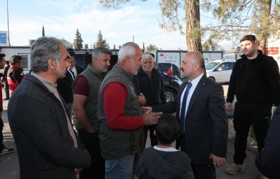 Adıyaman'da Yeni Konteyner Kent Vali Varol'un Ziyaretiyle Dikkat Çekiyor