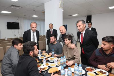 Adıyaman'da Gençlerle İftar Buluşması Gerçekleştirildi