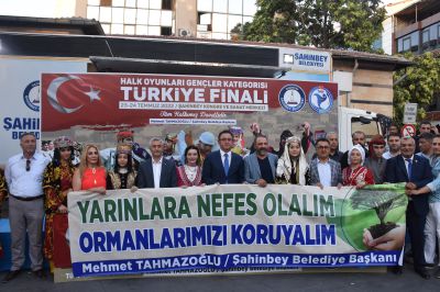 Şahinbey'de Halk Oyunları coşkusu